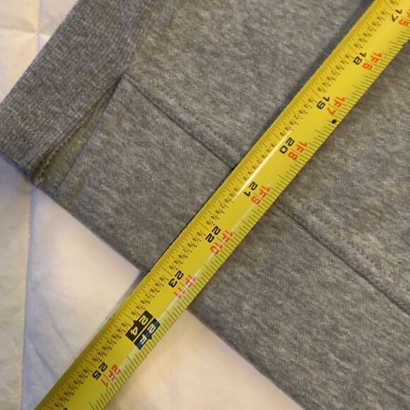 CHAMPION, pullover sweat shirt, cotton blend, like new, crew neck, Small - Picture 9 of 14